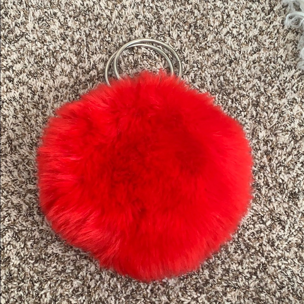 Red clutch